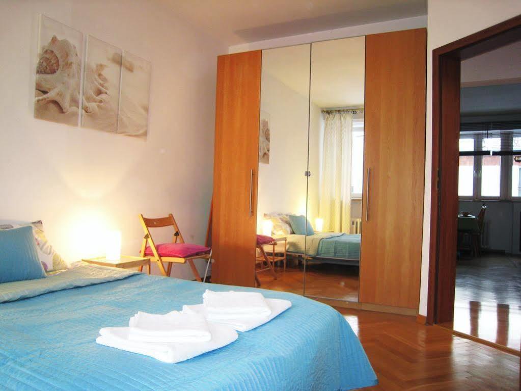 Wilson Apartment Warsaw Luaran gambar